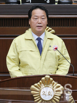 대전 서구의회 제8대 후반기 의장으로 선출된 이선용 의원.
