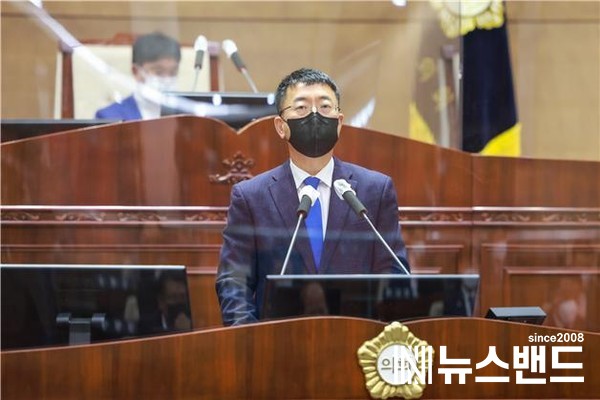 천안시의회 이종담 의원은 18일 제246회 임시회 제1차 본회의에서 5분발언을