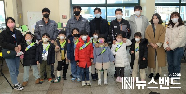 한국타이어, 대전공장 어린이집 스토리북 전시회 개최